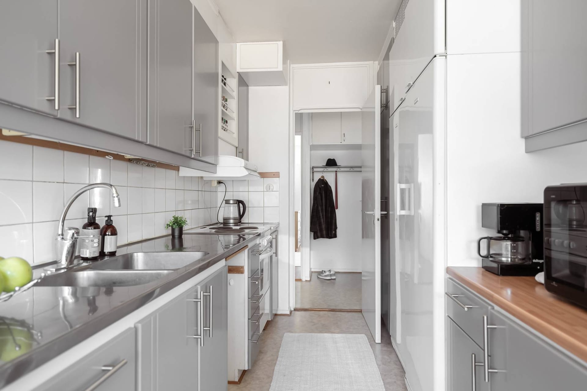 3-room apartment in Västra Frölunda, Briljantgatan - image 4