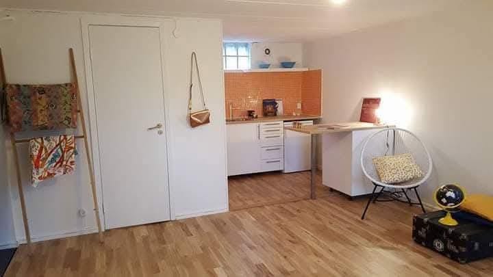 1-room apartment in Älvsjö, Sjättenovembervägen - image 1 1-room apartment in Älvsjö, Sjättenovembervägen - image 1